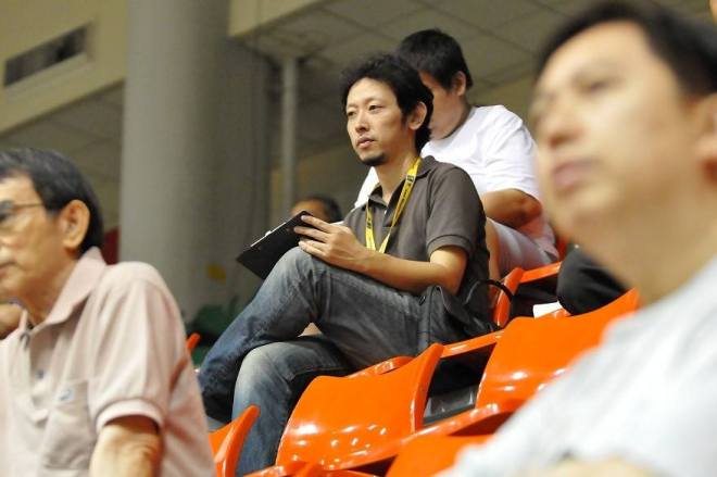 旅するように記事を書く バンコク在住のスポーツライター 本多辰成氏が語る サッカーがつなぐ日本とタイ アセナビ
